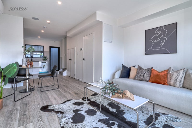 12/13 Grove Lane, Pakuranga, Auckland - Carousel 1