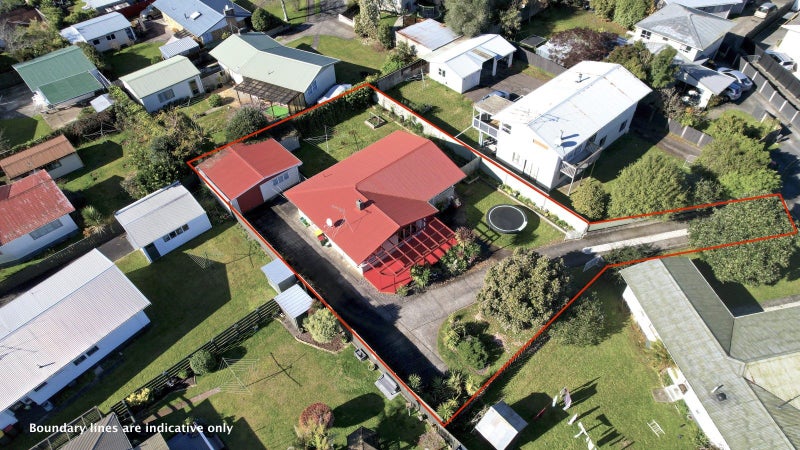 11 Erika Place, Fairview Downs, Hamilton - Carousel 20