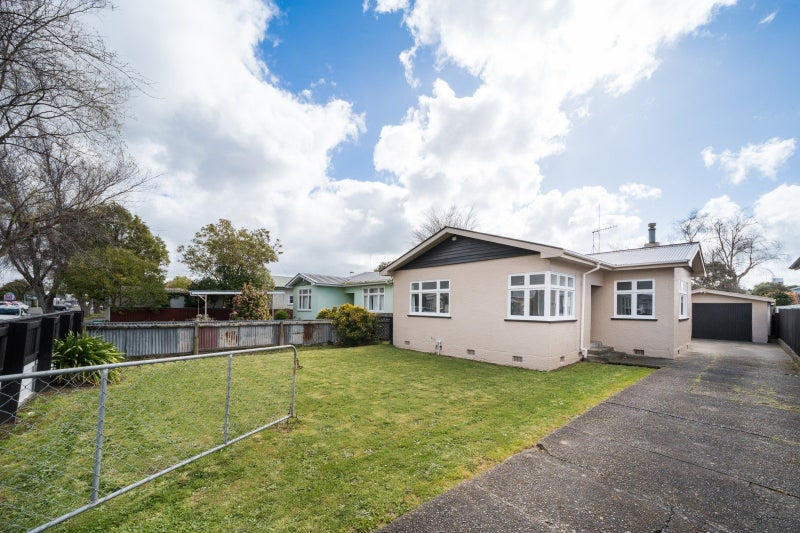 193 Ferguson Street, West End, Palmerston North - Carousel 1