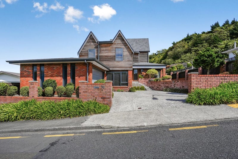 59 Miromiro Road, Normandale, Lower Hutt - Carousel 1