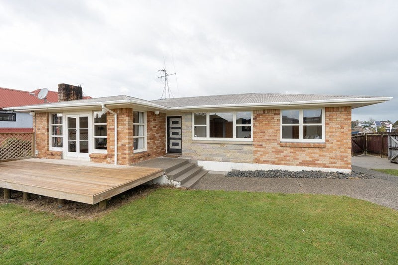 129 Ellicott Road, Nawton, Hamilton - Carousel 27