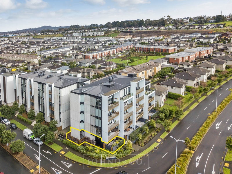 1 Bluegrey Avenue, Stonefields, Auckland - Carousel 2