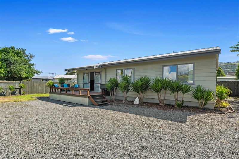 79A Kawaha Point Road, Kawaha Point, Rotorua - Carousel 1