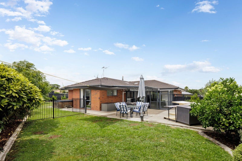 6 Limousin Place, Grandview Heights, Hamilton - Carousel 2