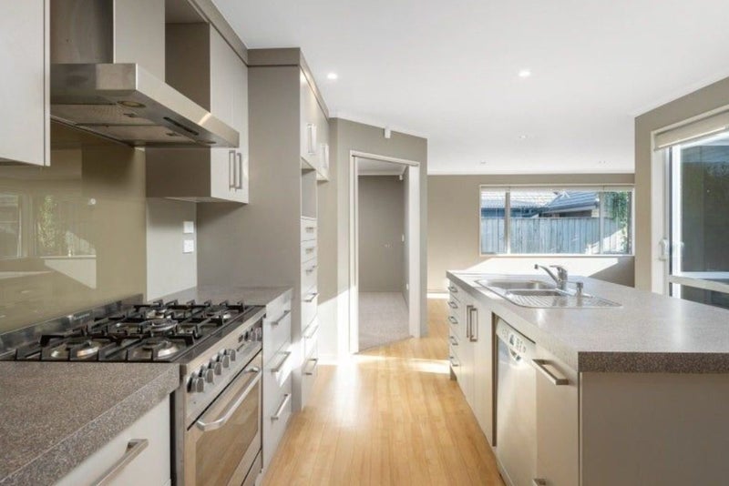 93 Redwood Street, Redwoodtown, Blenheim - Carousel 2