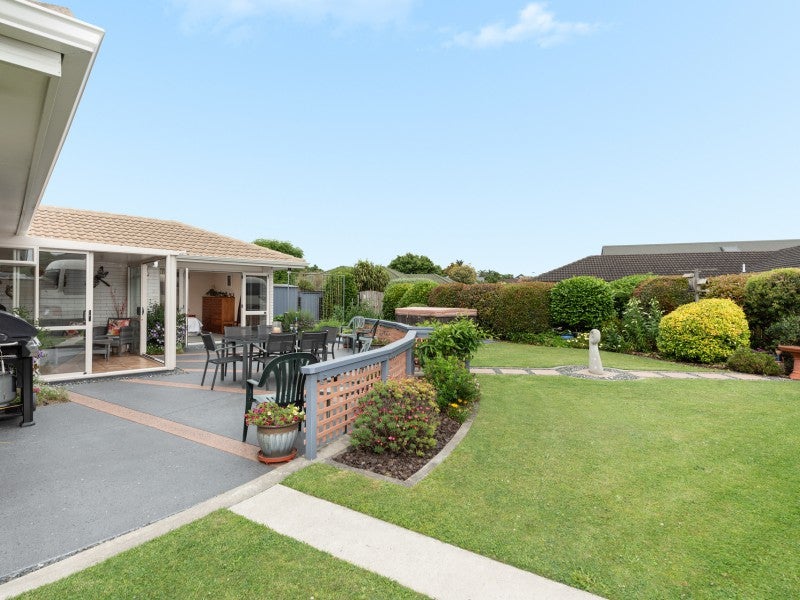 34 St Andrews Drive, Bethlehem, Tauranga - Carousel 1