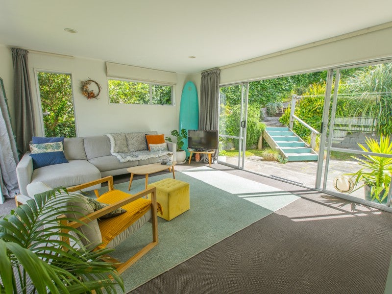 109A Rosetta Road, Raumati South, Paraparaumu - Carousel 1
