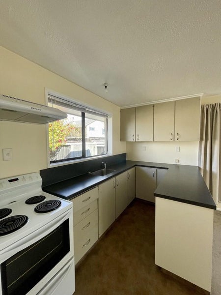 1/8 Steadman Road, Broomfield, Christchurch - Carousel 2