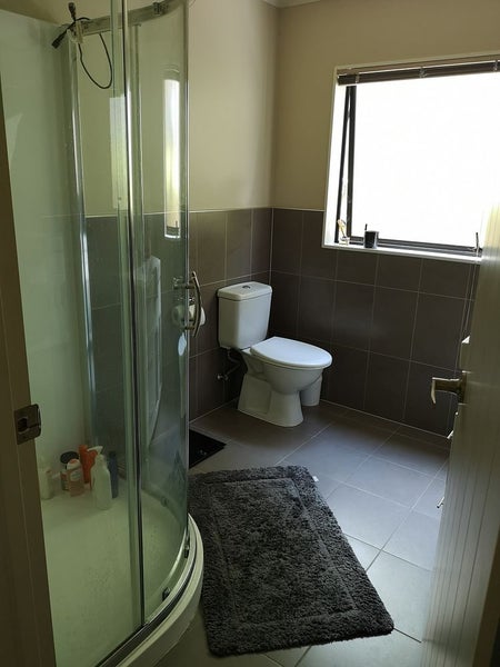 11 Jomard Terrace, Northcross, Auckland - Carousel 10