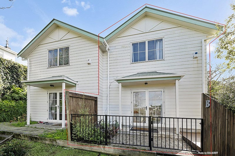 2/9 Braemar Terrace, Johnsonville, Wellington - Carousel 2