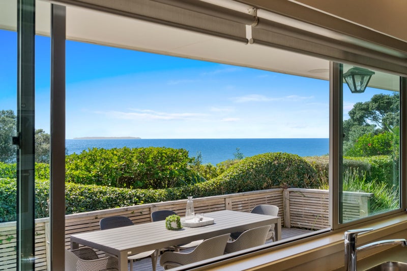 49A Churchill Road, Murrays Bay, Auckland - Carousel 2