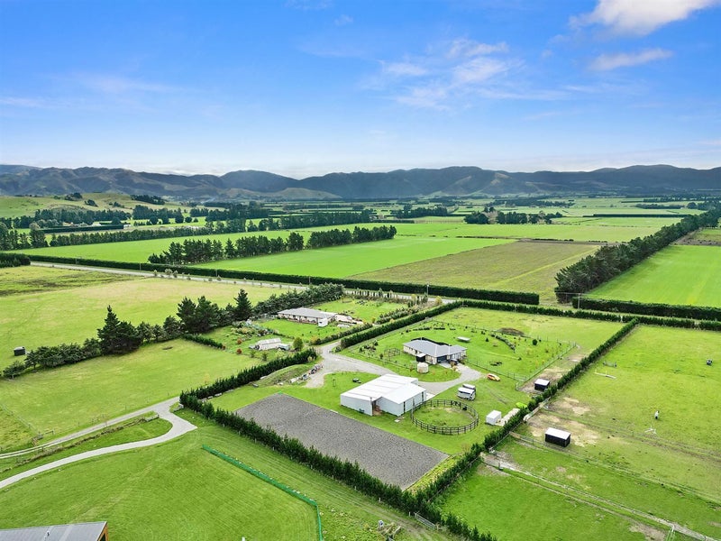 2537 Oxford Road, Starvation Hill, Oxford - Carousel 2