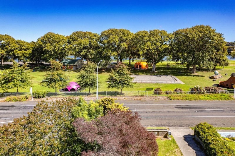 102 Anzac Parade, Whanganui East, Whanganui - Carousel 22