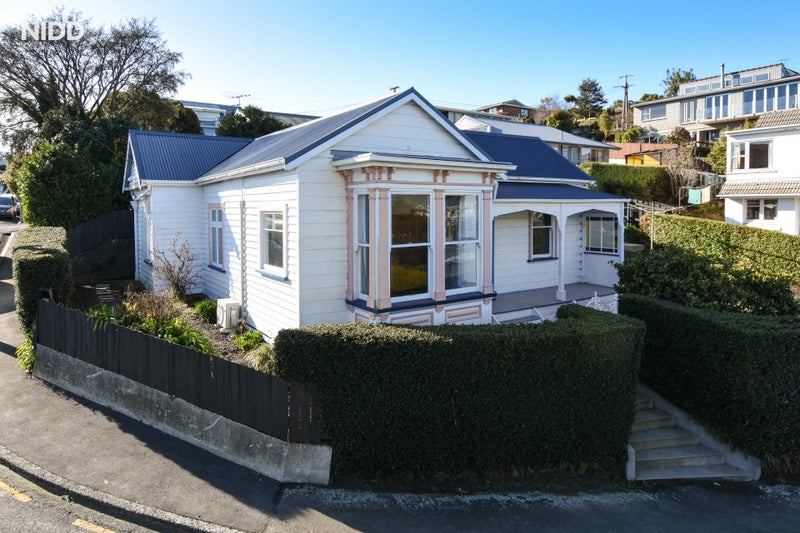 18 Evans Street, Opoho, Dunedin - Carousel 1