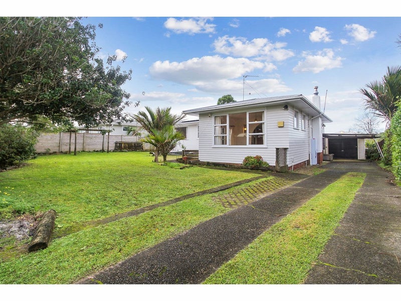3 Ngatoa Place, Glenfield, Auckland - Carousel 1