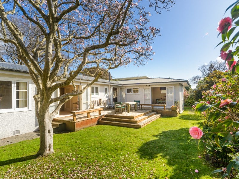 9 Batt Street, West End, Palmerston North - Carousel 1