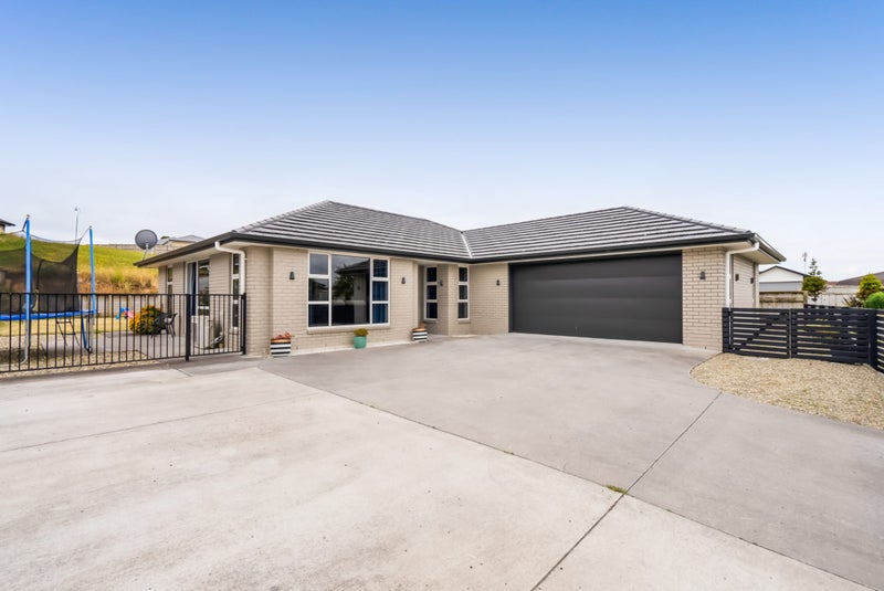 16 Jersey Place, Bell Block, New Plymouth - Carousel 1