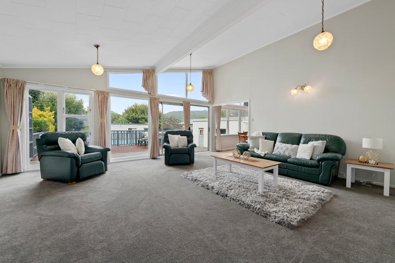 25 Kereru Grove, Stokes Valley, Lower Hutt - Carousel 2