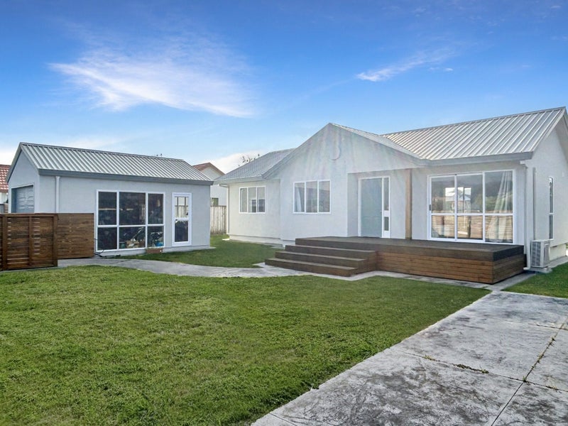 23B Hadleigh Court, Paraparaumu - Carousel 2