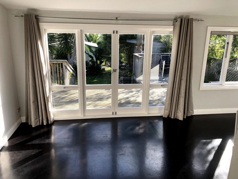 2 Gazelle Avenue, Beach Haven, Auckland - Carousel 2