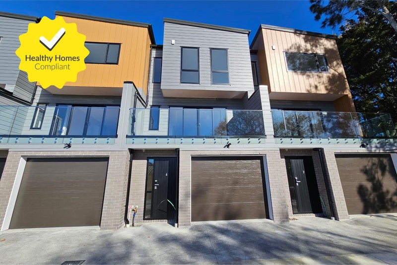 6/18 Pine Street, New Lynn, Auckland - Carousel 1