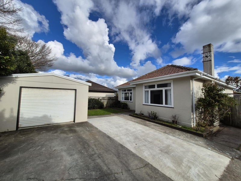 46 Birmingham Street, Takaro, Palmerston North - Carousel 1