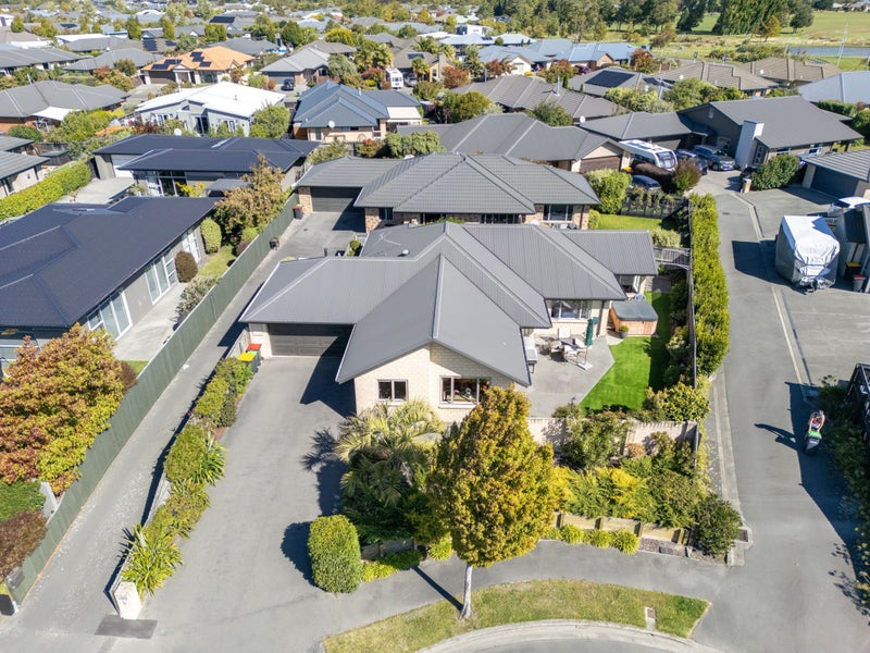 19 Dunsford Close, Halswell, Christchurch - Carousel 21