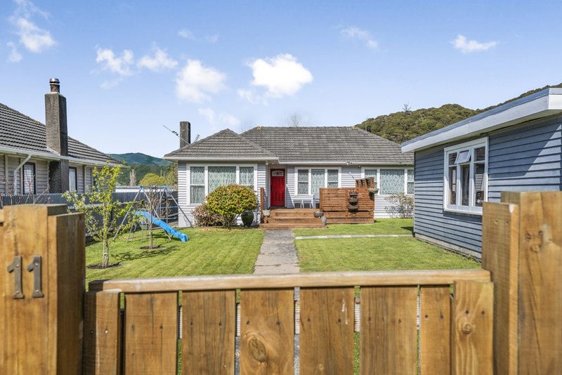11 Kowhai Street, Wainuiomata, Lower Hutt - Carousel 1