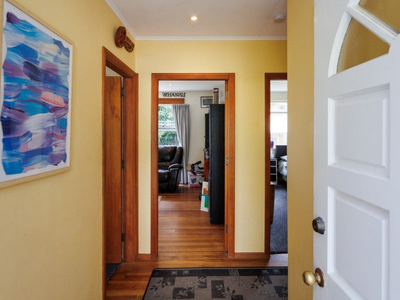 28 Ashford Avenue, Hokowhitu, Palmerston North - Carousel 2