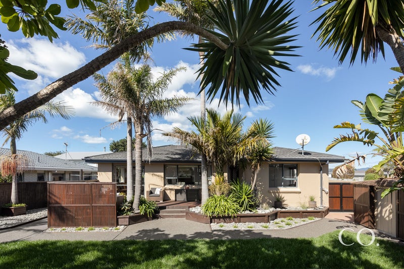 1A Fairway Avenue, Mount Maunganui, Mount Maunganui - Carousel 1