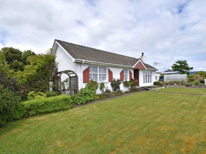 15 Ash Street, Newfield, Invercargill - Carousel 1