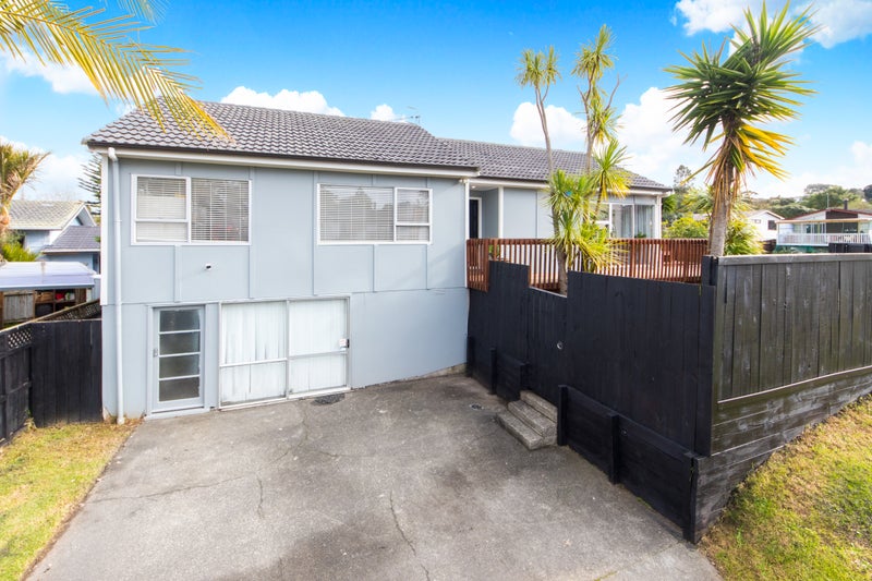 44 Zita Maria Drive, Massey, Auckland - Carousel 21