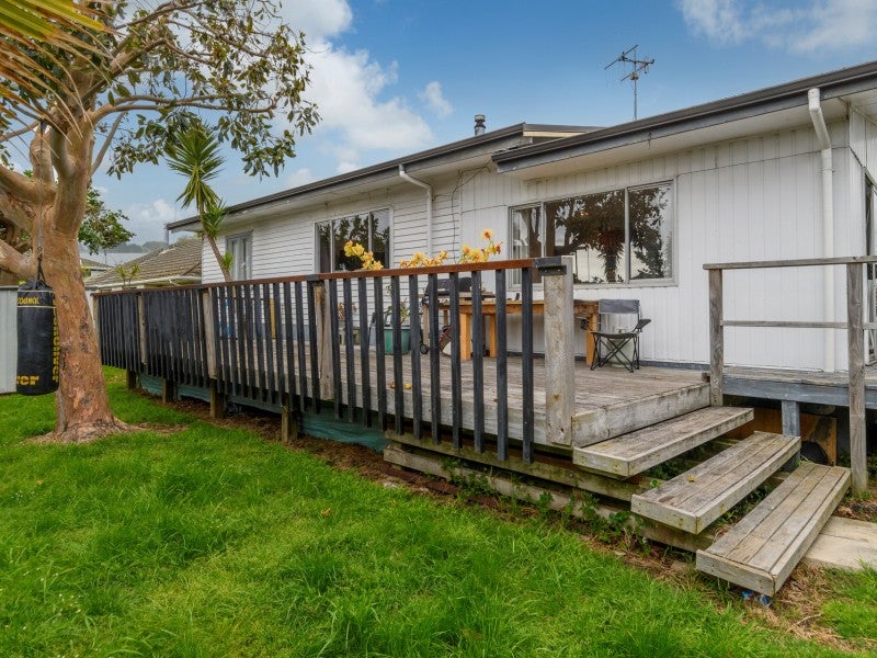 83C Ngatai Road, Otumoetai, Tauranga - Carousel 1