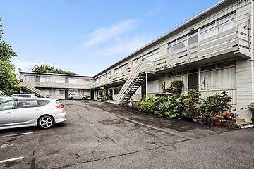 14/30 Bellevue Road, Mount Eden, Auckland - Carousel 1