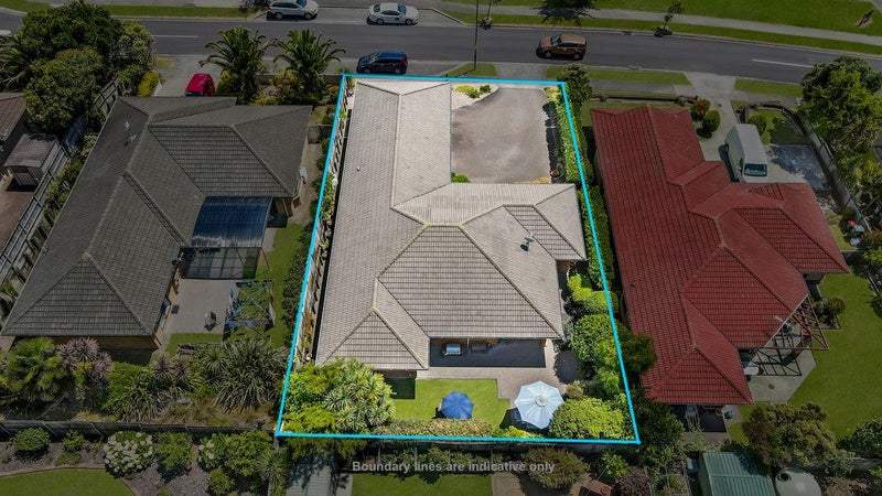 41 Chadlington Avenue, Henderson, Auckland - Carousel 28