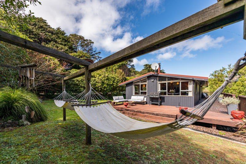 31 South Makara Road, Karori - Carousel 1