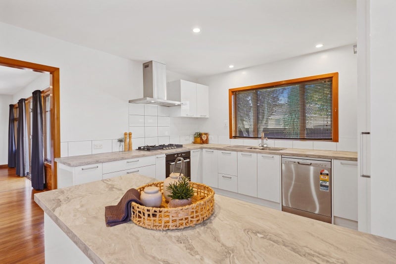 12 Nyoli Street, Northcote, Christchurch - Carousel 2