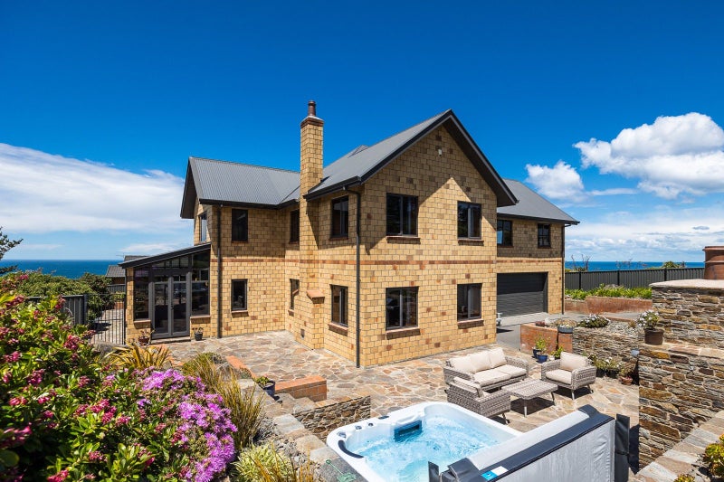 41 Highgrove, Saint Clair, Dunedin - Carousel 1