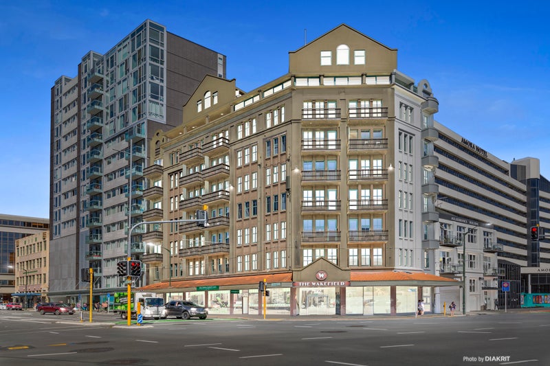 2/182 Wakefield Street, Te Aro, Wellington - Carousel 1