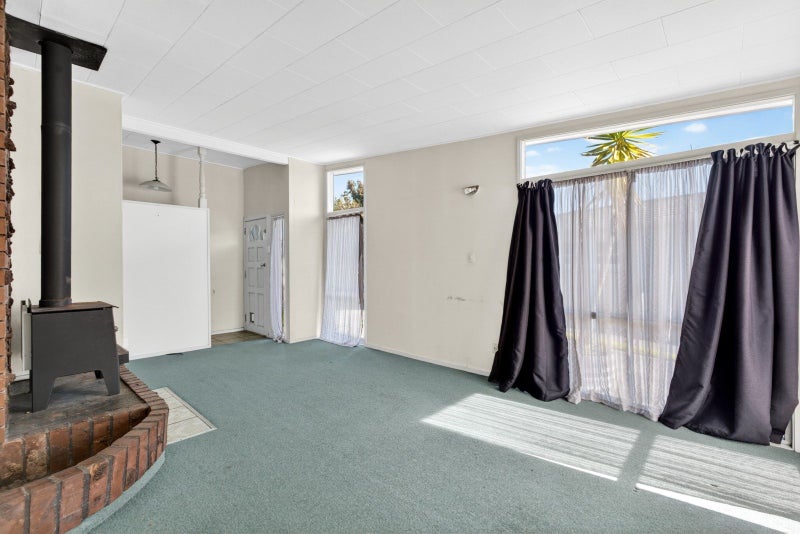 10 Elliott Street, Taradale, Napier - Carousel 2