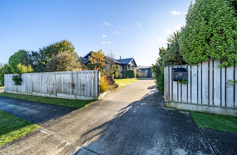 38 Hensley Street, Gladstone, Invercargill - Carousel 2