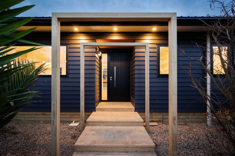 33 Botanical Road, Takaro, Palmerston North - Carousel 2