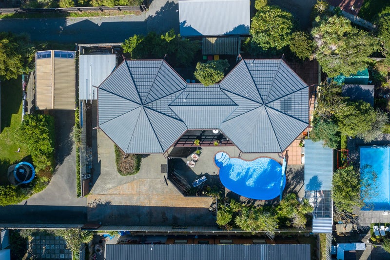 328 Marine Parade, New Brighton, Christchurch - Carousel 24