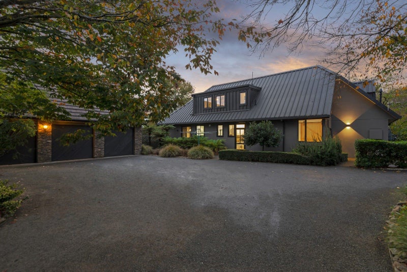133 Raineys Road, Christchurch - Carousel 2