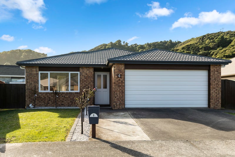 6 Sun Valley Grove, Wainuiomata, Lower Hutt - Carousel 1