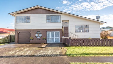 4 Oxford Road, Springvale, Whanganui - Carousel 1