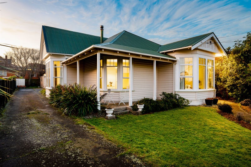 17 Coughtrey Street, Saint Clair, Dunedin - Carousel 2