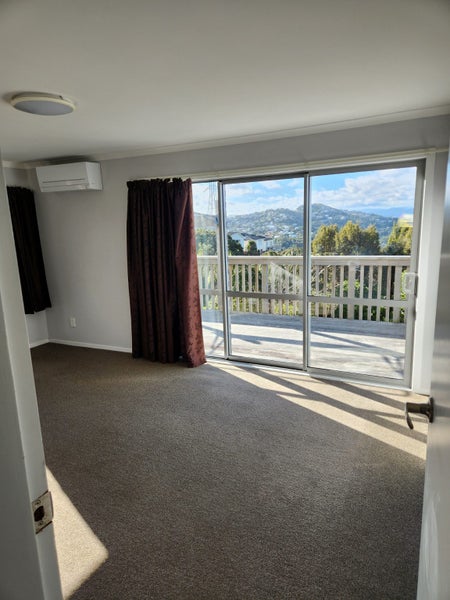 5 Chancellor Way, Crofton Downs, Wellington - Carousel 2