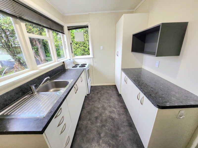 9 Roach Street, Holmes Hill, Oamaru - Carousel 2