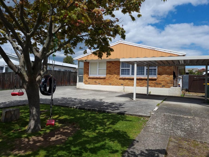24A Carnot Street, Glenholme, Rotorua - Carousel 1